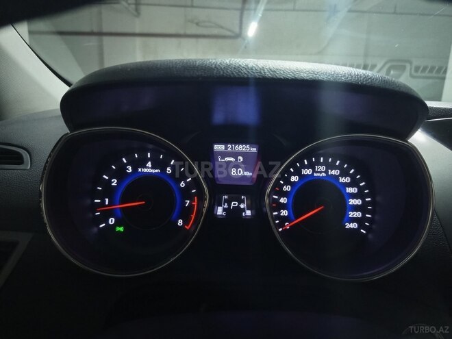 Hyundai Elantra-5