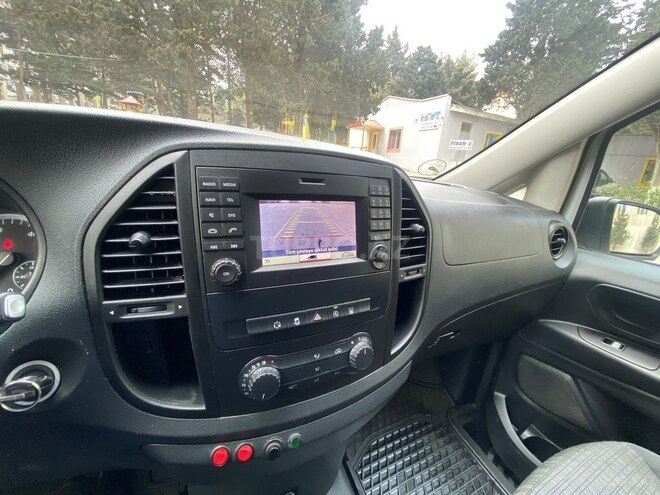 Mercedes Vito-12