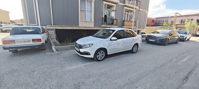 LADA (VAZ) Granta-10