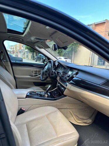 BMW 528-7