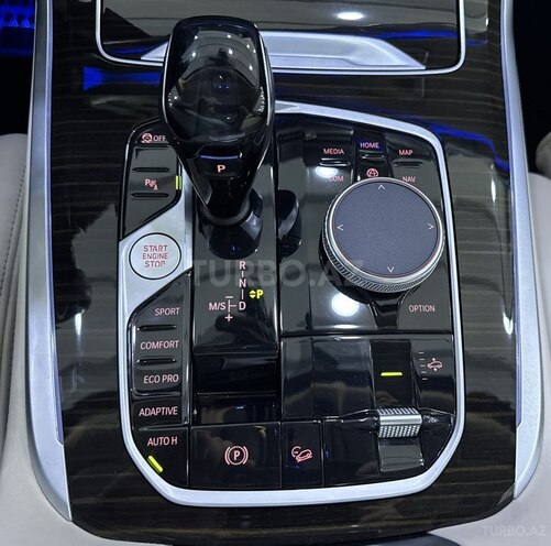 BMW X7-17