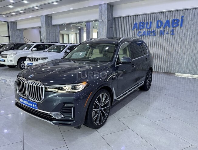 BMW X7-1