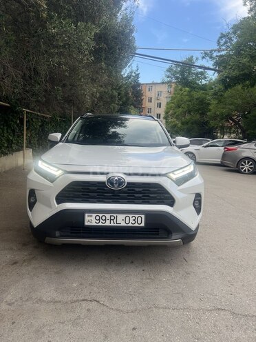 Toyota RAV4-1