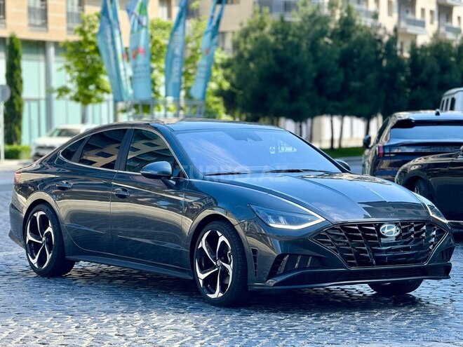 Hyundai Sonata-1
