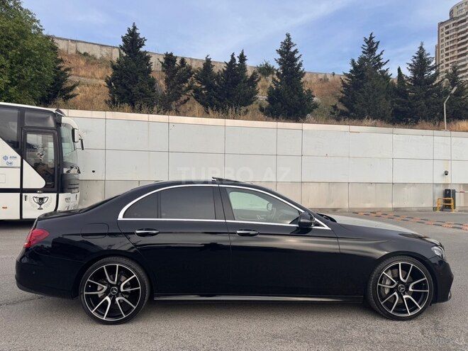 Mercedes E 300-3