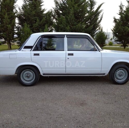 LADA (VAZ) 2107-6