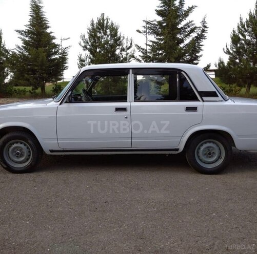LADA (VAZ) 2107-5