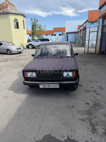 LADA (VAZ) 2107-1