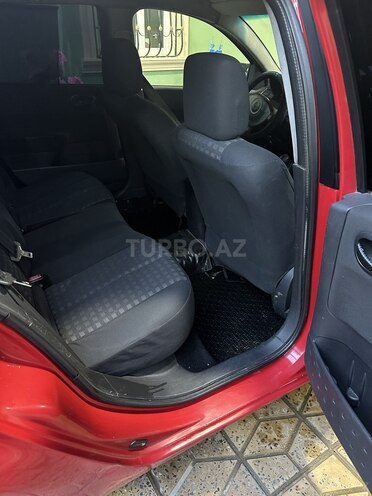 Renault Megane-11
