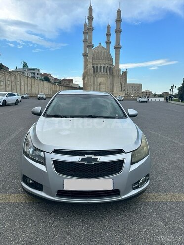 Chevrolet Cruze-1