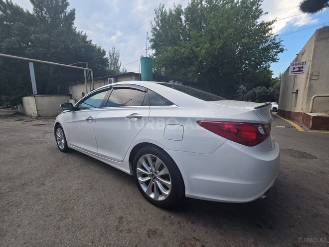 Hyundai Sonata-7