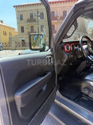 Jeep Wrangler-11