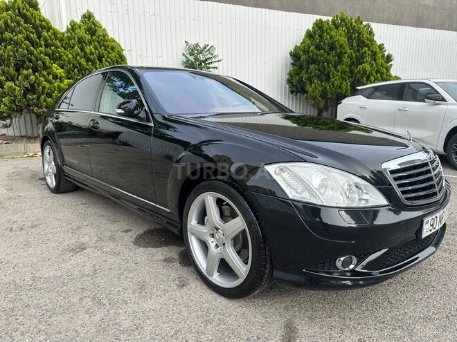 Mercedes S 550-4