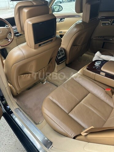 Mercedes S 550-17