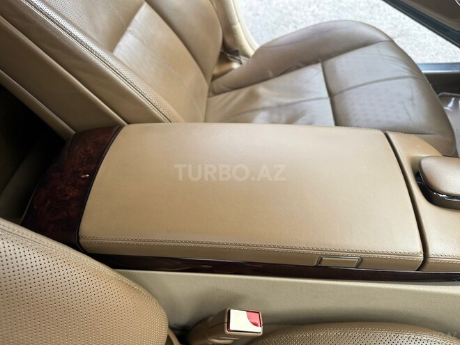 Mercedes S 550-16