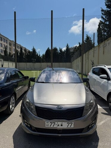 Kia Optima-1