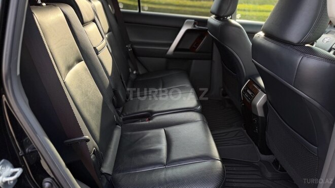 Toyota Land Cruiser Prado-9