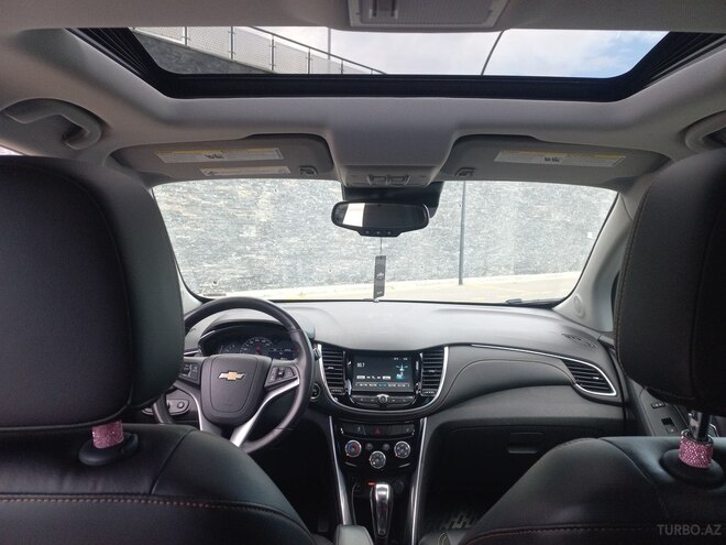 Chevrolet Trax-8