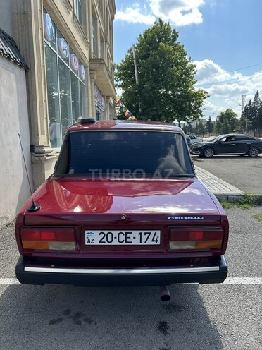 LADA (VAZ) 2107-2