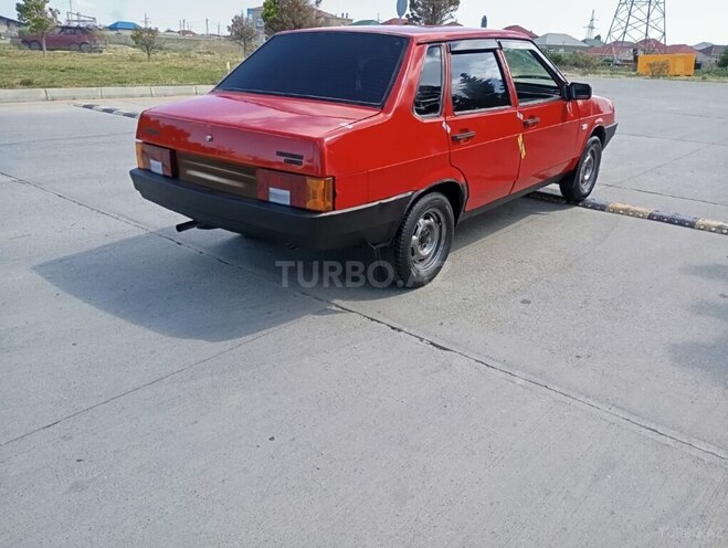 LADA (VAZ) 21099-4