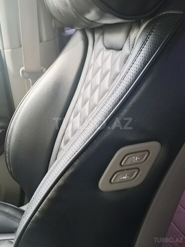 Kia Carnival-4