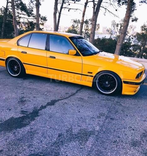 BMW 520-2