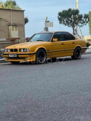 BMW 520-1