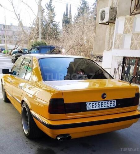 BMW 520-3