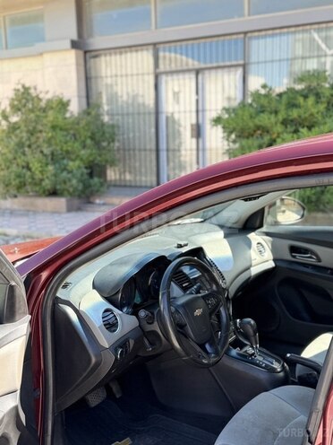 Chevrolet Cruze-6