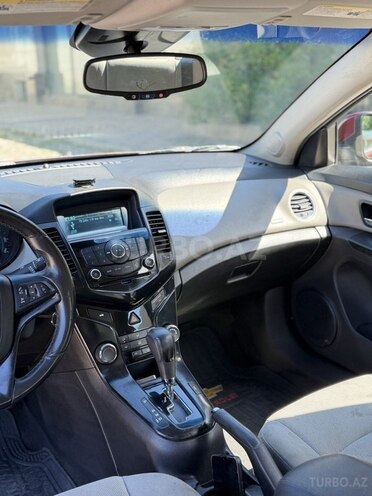 Chevrolet Cruze-7