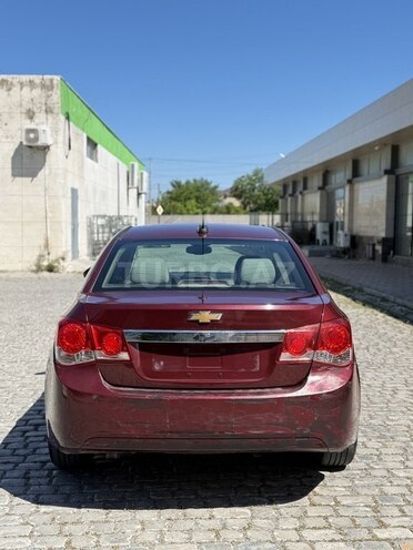 Chevrolet Cruze-13
