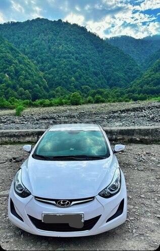 Hyundai Avante-12