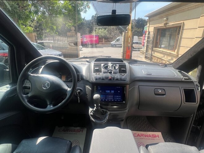 Mercedes Vito 113 CDI-13