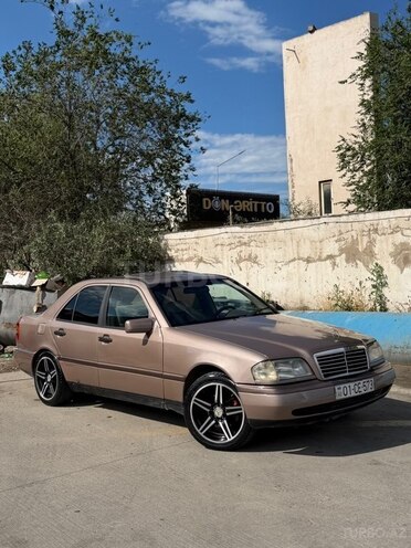 Mercedes C 180-1
