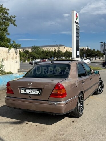Mercedes C 180-8