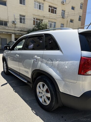 Kia Sorento-4