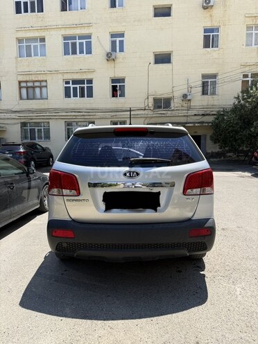 Kia Sorento-2