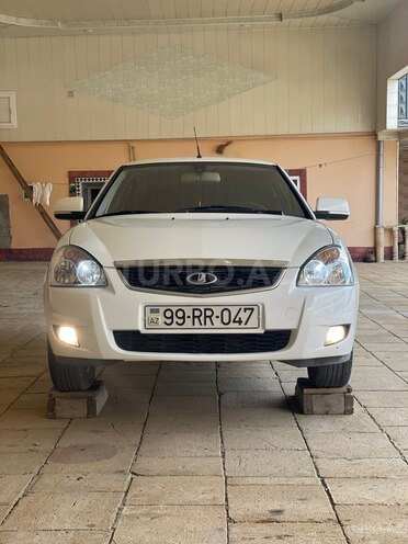 LADA (VAZ) Priora-1