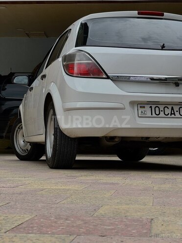 Opel Astra-7