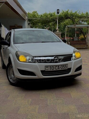 Opel Astra-1