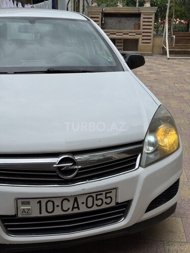 Opel Astra-3