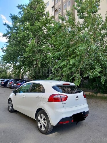 Kia Rio-3
