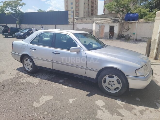 Mercedes C 180-18