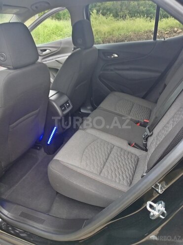 Chevrolet Equinox-8