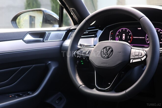 Volkswagen Passat-9