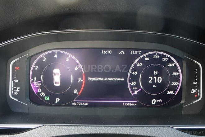 Volkswagen Passat-13