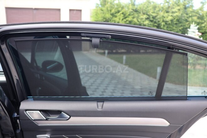 Volkswagen Passat-18