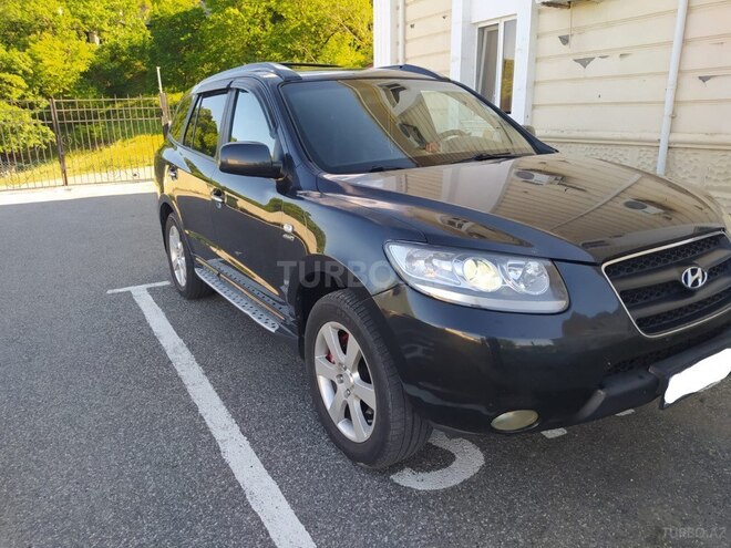 Hyundai Santa Fe-4