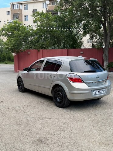 Opel Astra-3