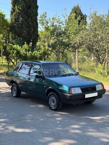 LADA (VAZ) 21099-2
